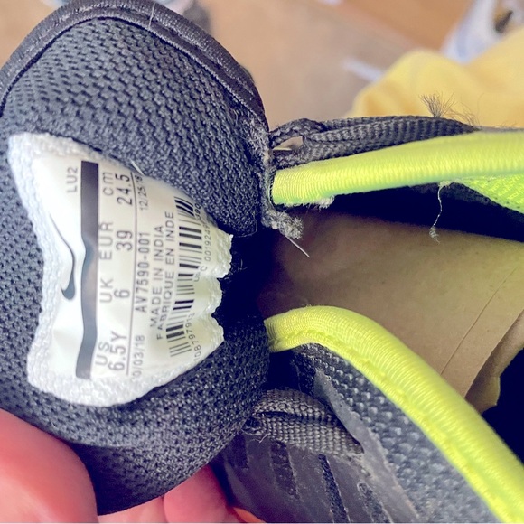 NIKE AIR MAX Cool Colors. GUC. UNISEX: Women’s Sz 8, Men’s 6.5 - Picture 7 of 7